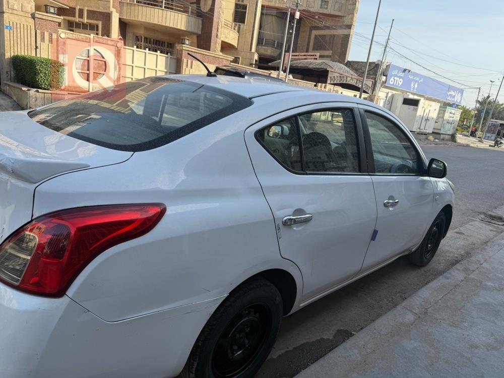 نيسان صني